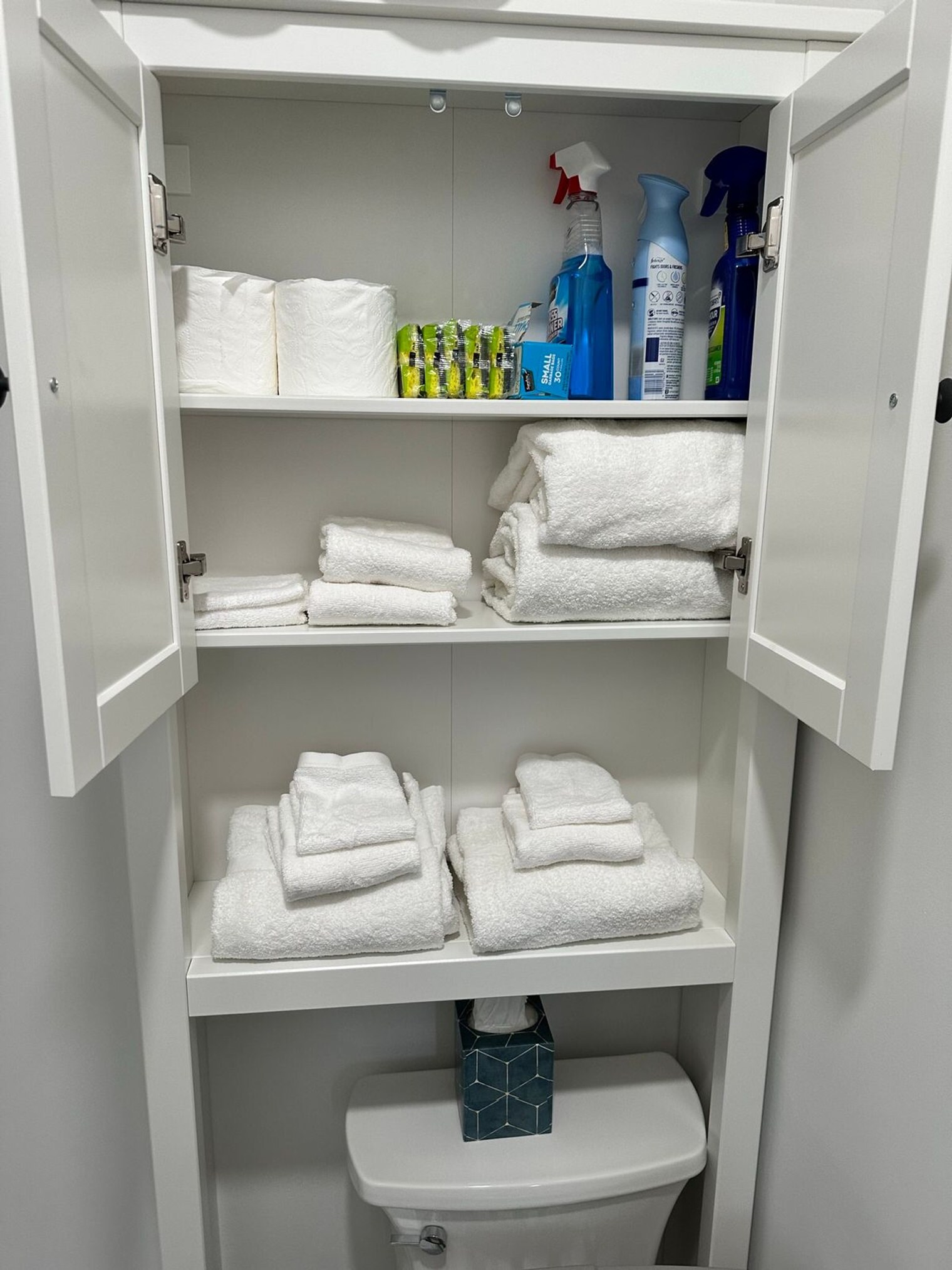 Building Photo - 717 Lancaster Ave