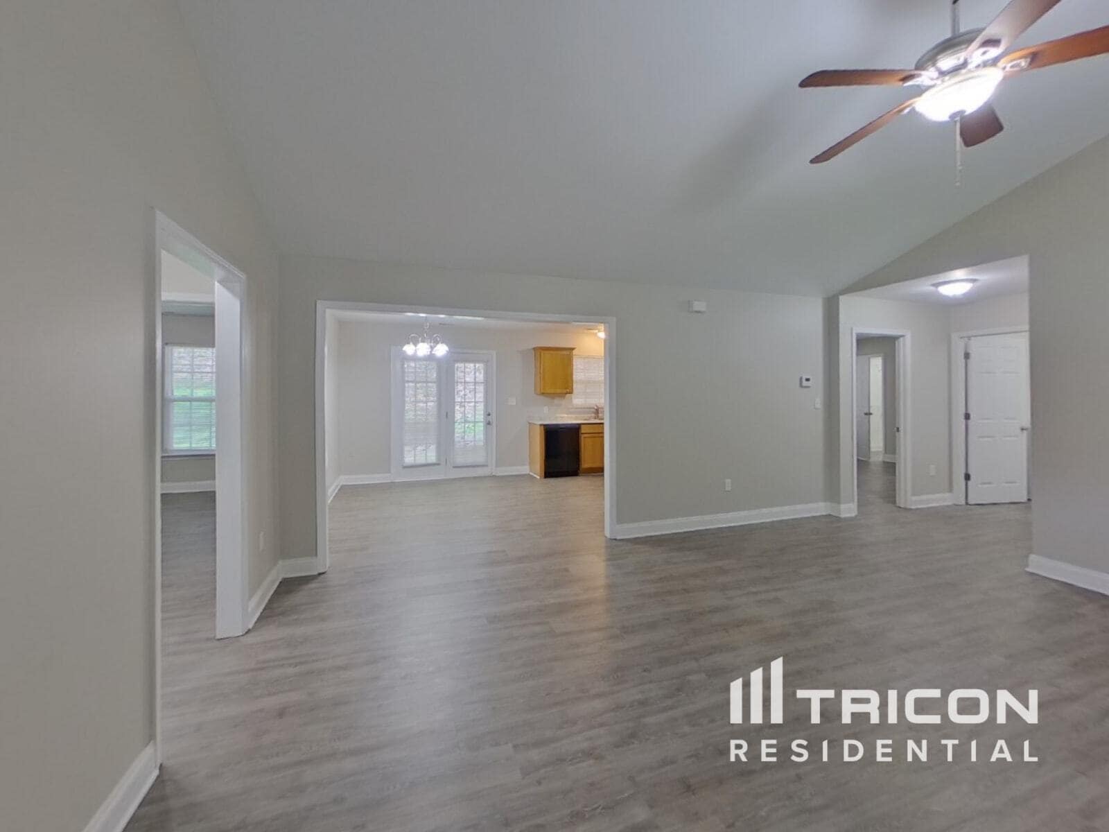 Building Photo - 941 Lynnview Ct