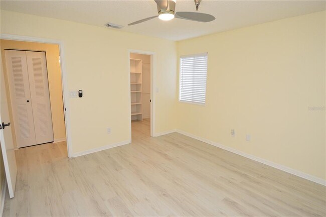 Building Photo - 10265 Gandy Blvd N