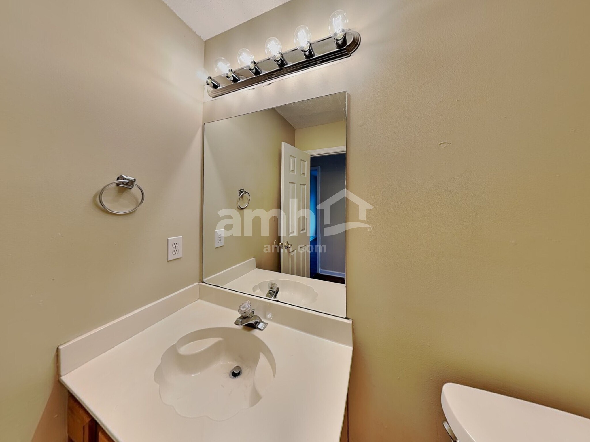 Building Photo - 1501 Jade Cove Dr