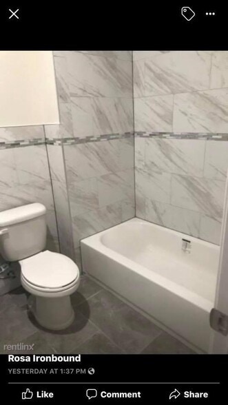 Building Photo - 372 Walnut St