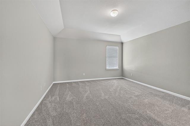 Building Photo - 405 Roger Graves Cir