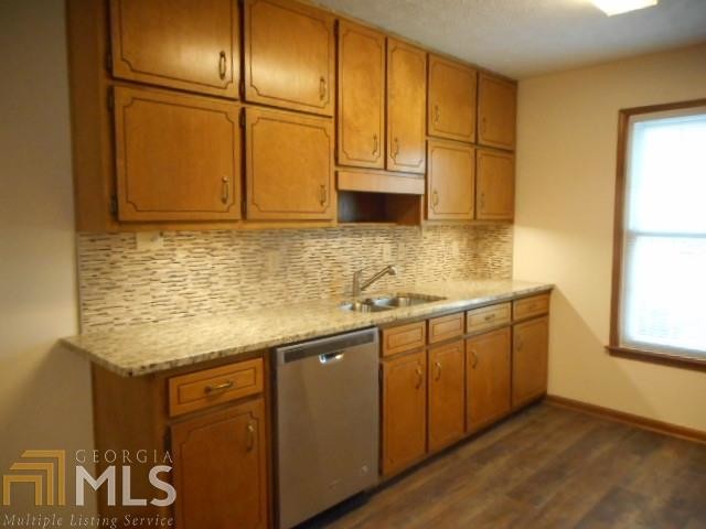 Building Photo - 412 Deergrass Trail