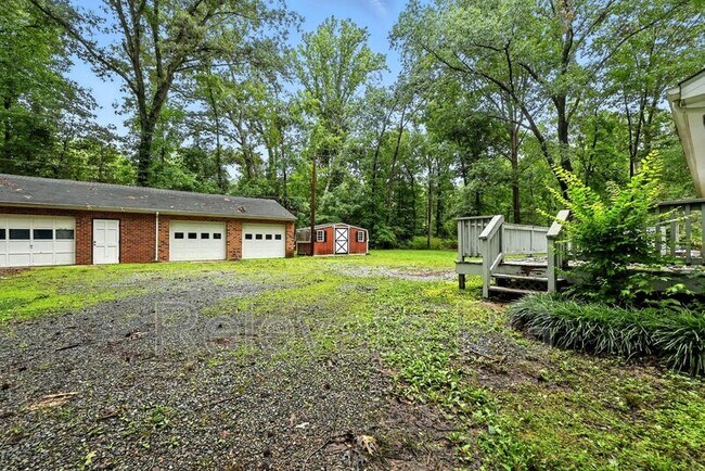 Building Photo - 8250 Cadys Mill Rd