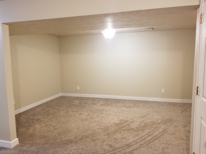 Building Photo - 12481 S Allison Pk Ct