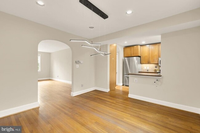 Building Photo - 4809 Wellington Dr