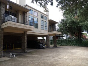 Building Photo - 3909 Rawlins St