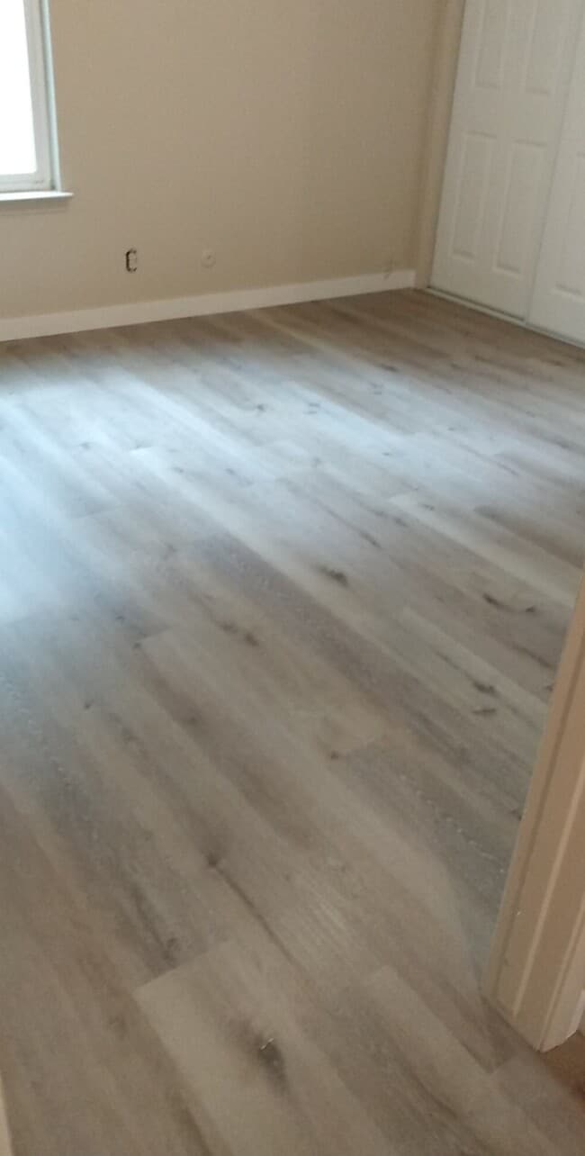 Building Photo - 5566 Tunitas Ave