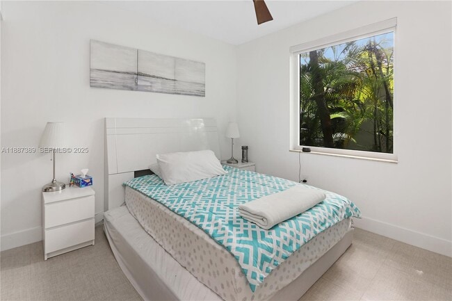 Building Photo - 1230 S 13th Ave