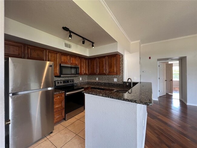 Building Photo - 7320 Westpointe Blvd