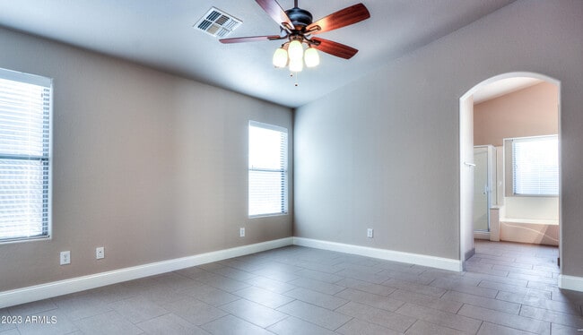 Building Photo - 22306 N Van Loo Dr