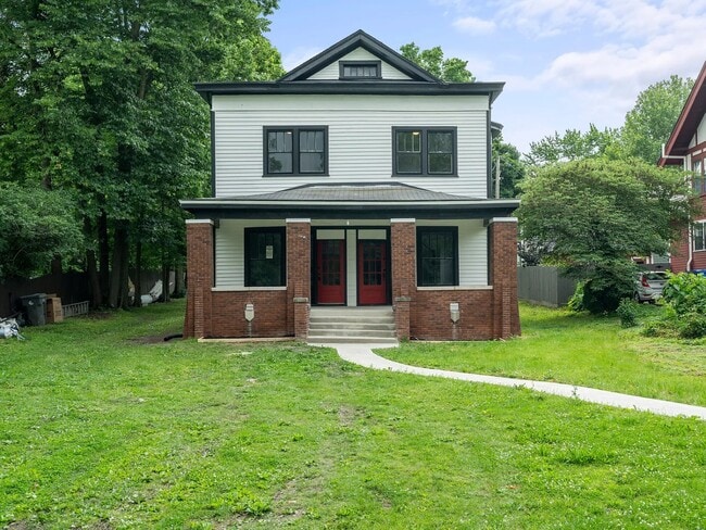 Primary Photo - 59 N Audubon Rd