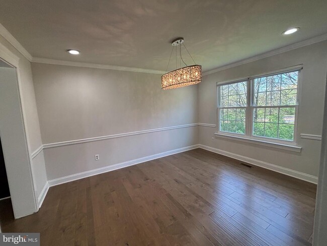 Building Photo - 34 Ironwood Dr