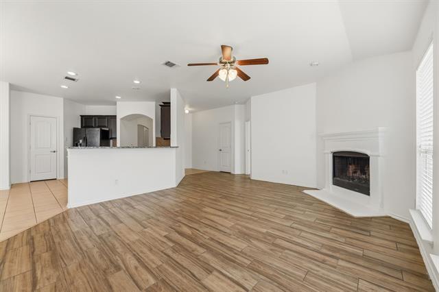 Building Photo - 1011 Meadow Green Ct