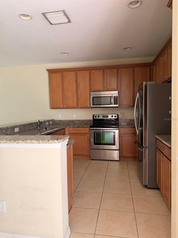 Building Photo - 1911 Silverweed Way