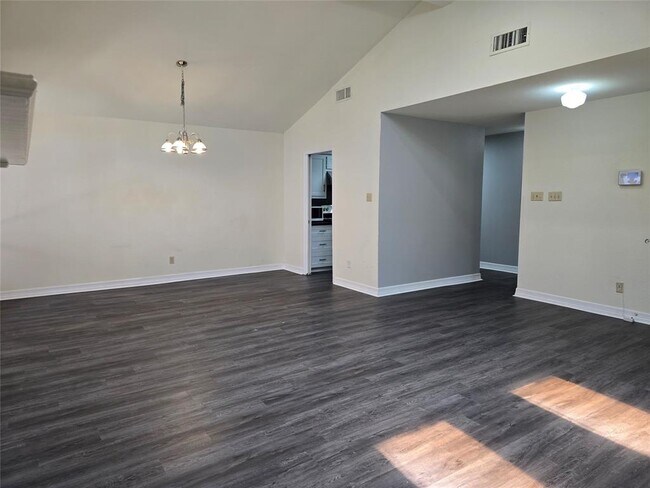 Primary Photo - 4232 Boone Rd