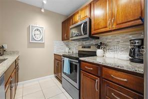 Building Photo - 2713 4th Ct