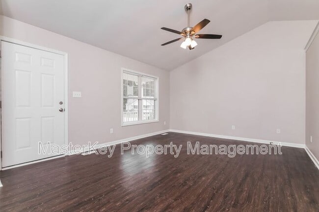 Building Photo - 6025 Presentation St