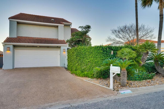 Building Photo - 15237 Isabella Ct