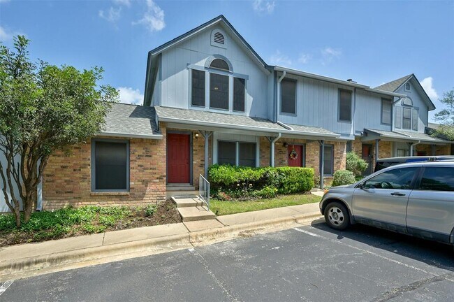 Building Photo - 1411 Gracy Farms Ln