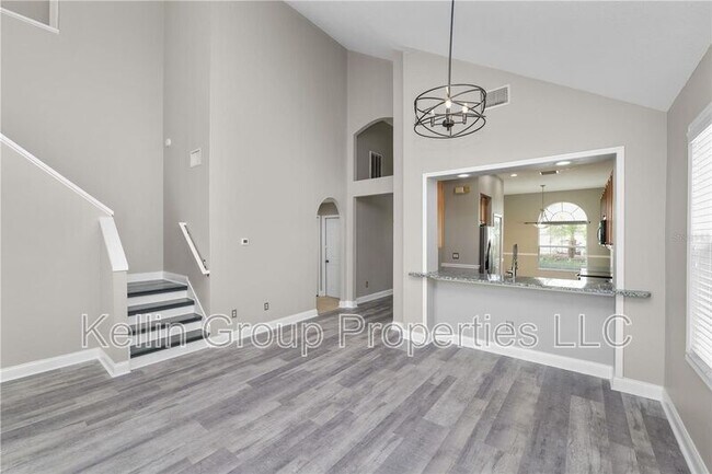 Building Photo - 30816 Pumpkin Ridge Dr
