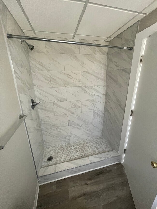 Building Photo - 73 E Palmer St