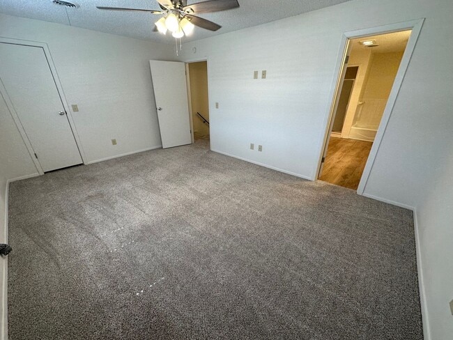 Building Photo - 4409 Alicia Dr