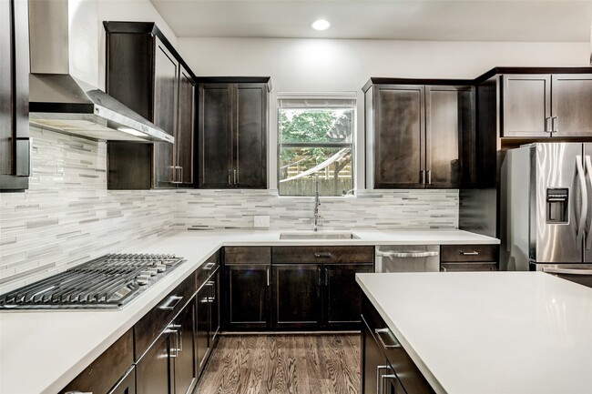 Building Photo - 1309 Laird St