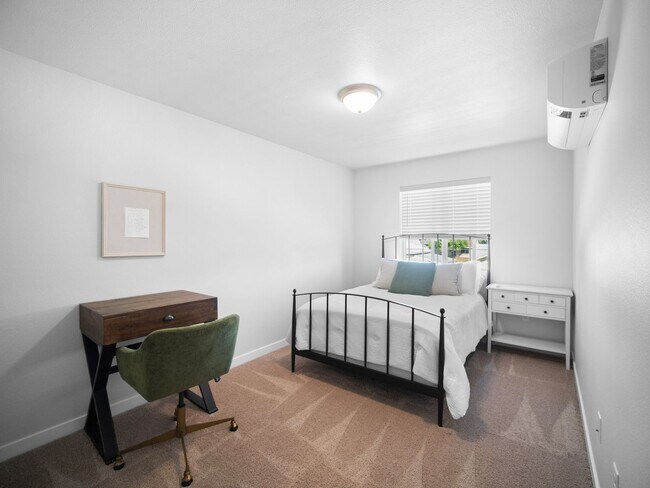 Building Photo - 3-Bedroom Home with Private Garage and Fen...