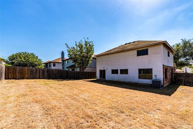 Building Photo - 17924 Narsitin Ln