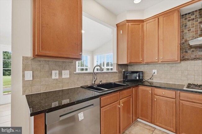 Building Photo - 20242 Hidden Creek Ct