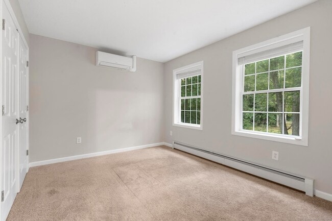 Building Photo - 232 Woodmont Dr