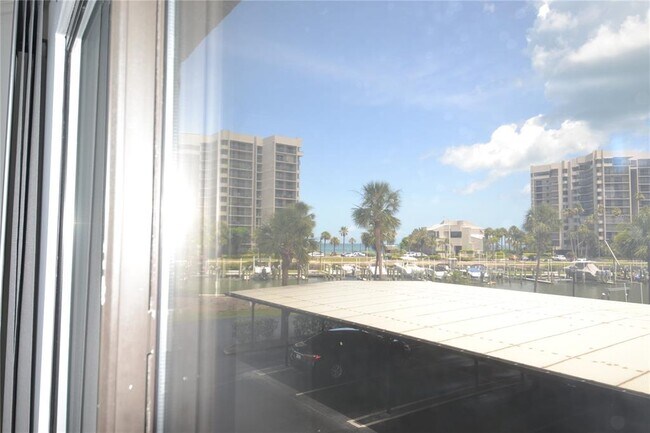Building Photo - 1651 Sand Key Estates Ct