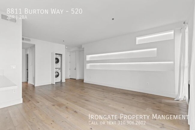 Building Photo - 8811 Burton Way