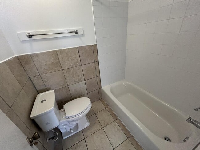 Building Photo - 2340 Timbers Dr