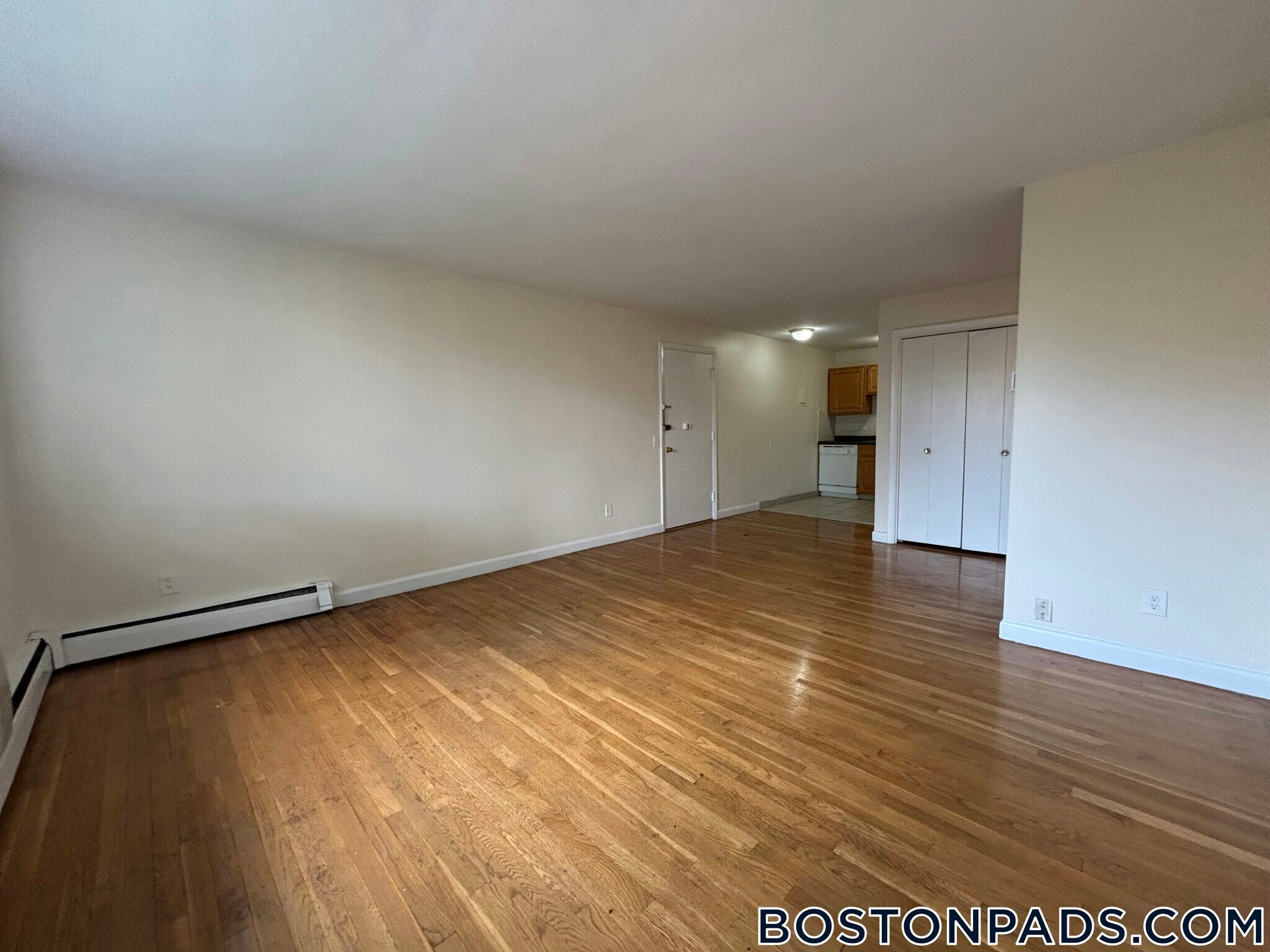 Building Photo - 75 Gardner St