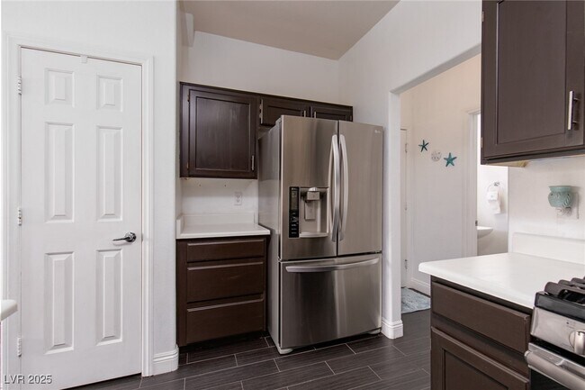 Building Photo - 6513 Angel Mountain Ave