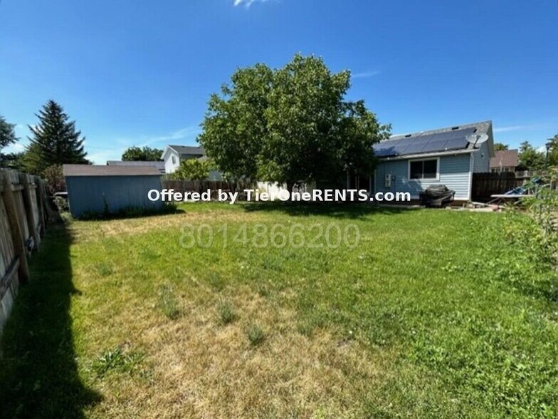 Building Photo - This property offers a NO DEPOSIT option available for qualified renters!