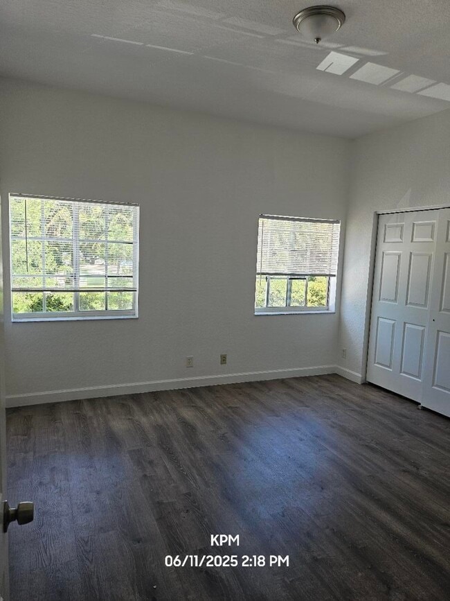 Building Photo - 1109 Colonial Palms Way