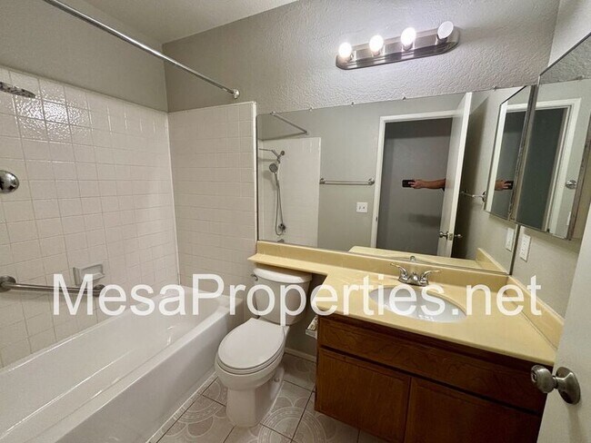 Building Photo - 12392 Whistler St