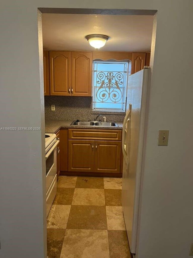 Building Photo - 1701 Washington St