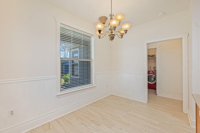 Building Photo - 113 Perimeter Pl