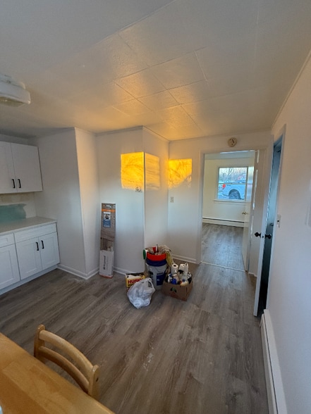 Building Photo - 231 US-6