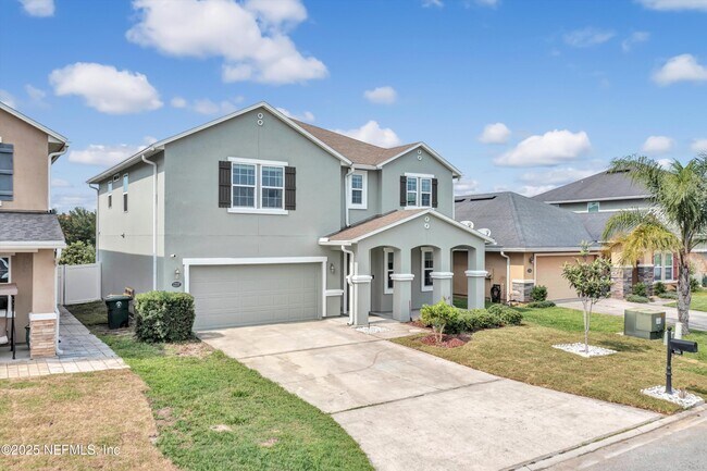 Building Photo - 12237 Woodview Dr