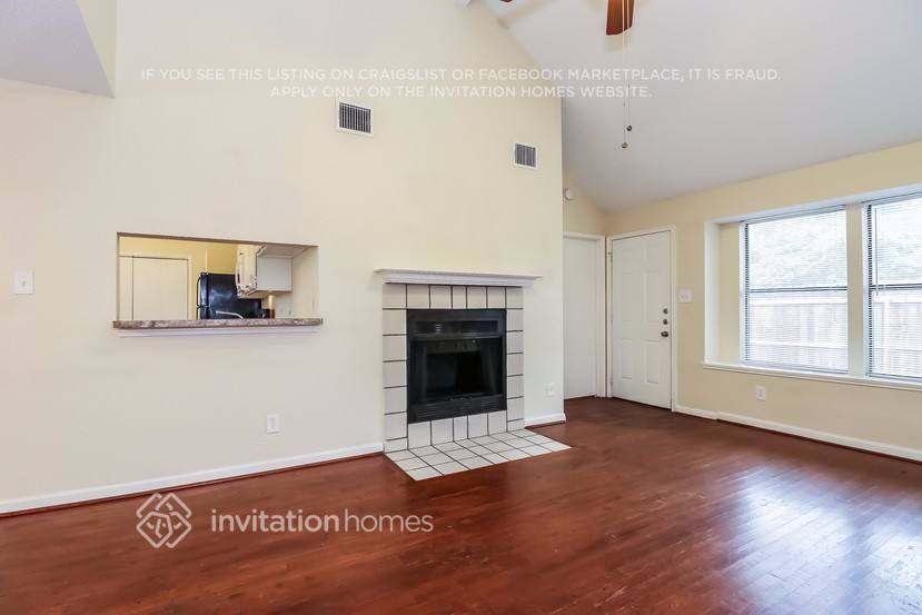 Building Photo - 6941 Brixham Dr