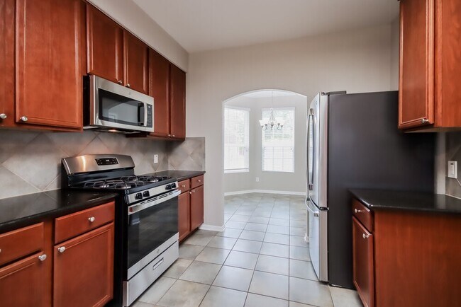 Building Photo - 5222 Rio Dr