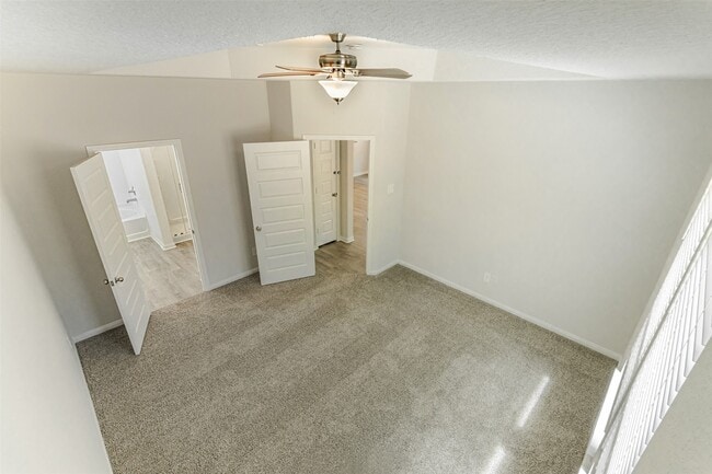 Building Photo - 14717 Pinion Ct