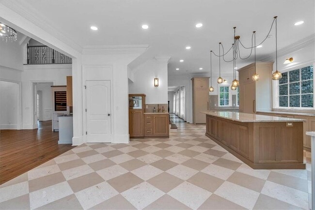 Building Photo - 115 Mount Paran Ridge