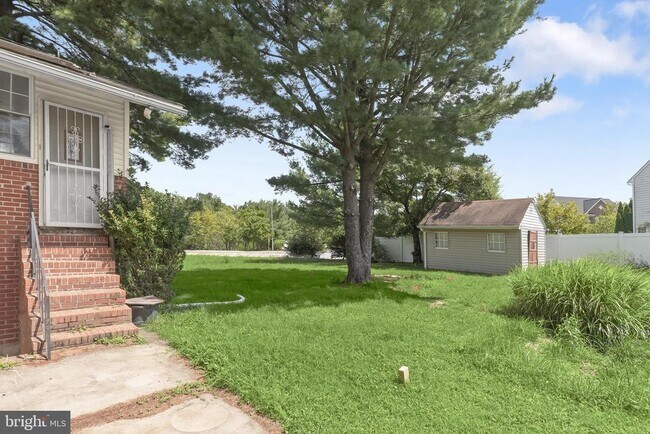 Building Photo - 4816 Bucks School House Rd