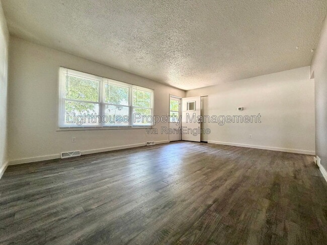 Building Photo - 487 84th St SW